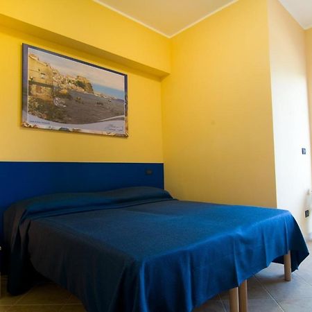 B&B Mare Nostrum Catona Di Reggio Calabria Номер фото